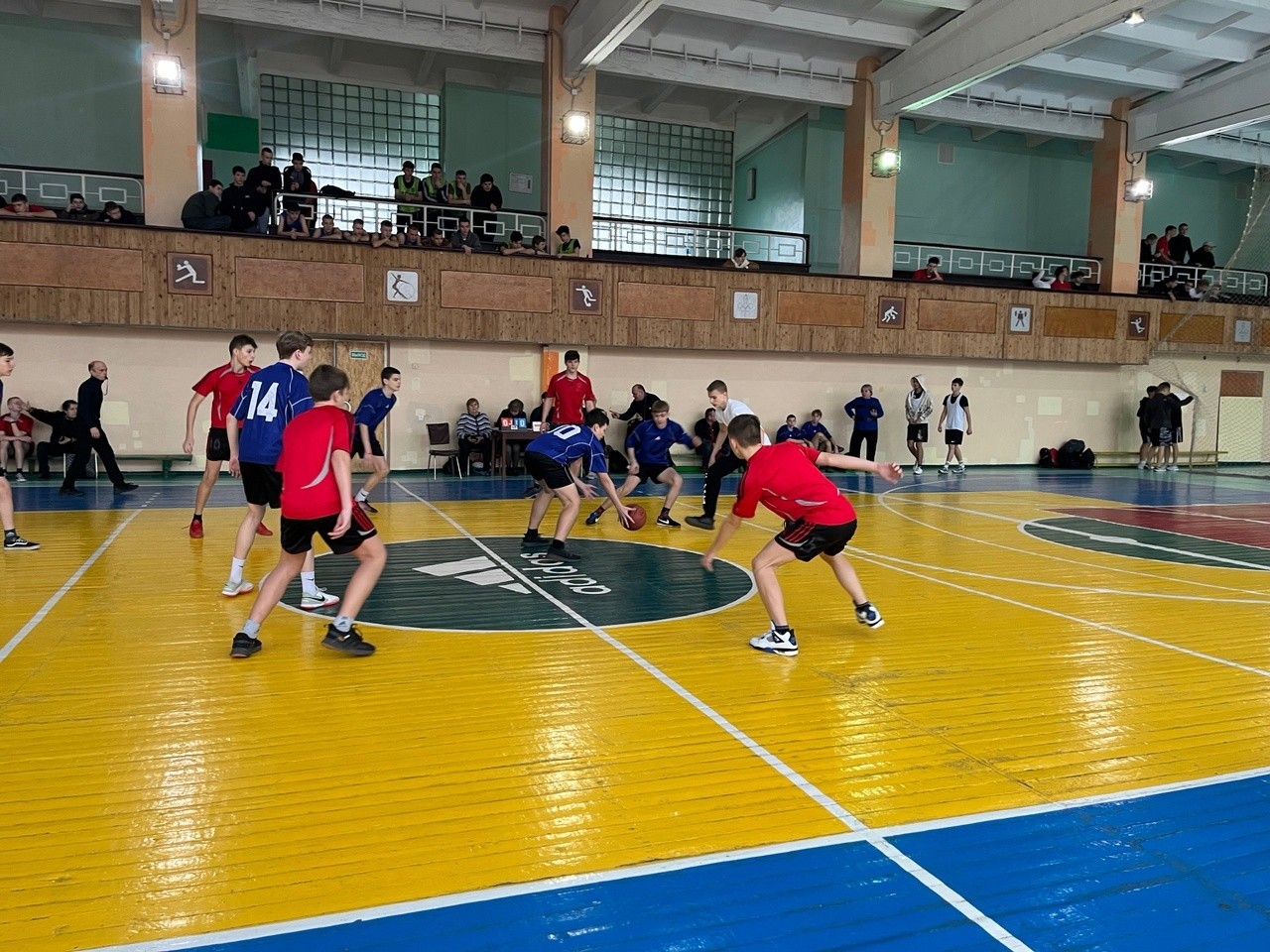 Старт Чемпионата в ЛНР — Школьная баскетбольная лига «КЭС-БАСКЕТ»